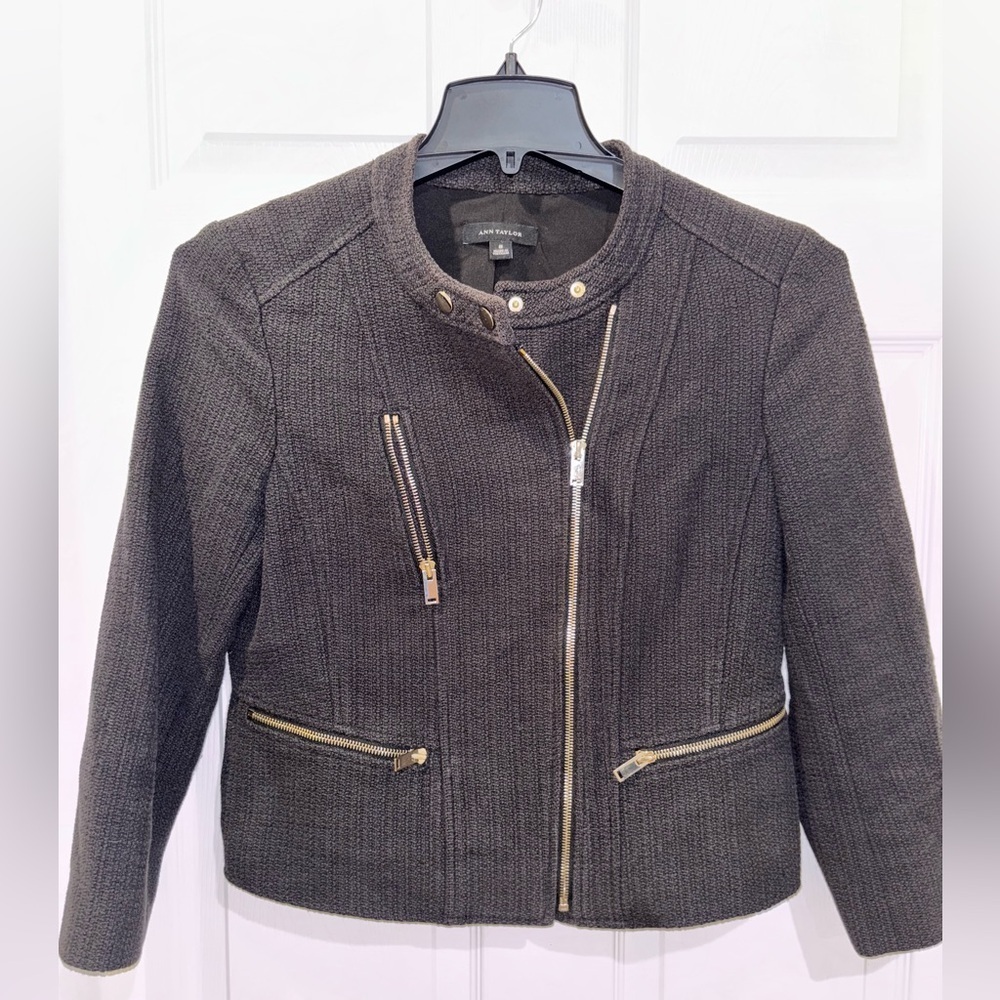 Ann Taylor Black Off Center Front gold Zipper Closure Blazer Suit Jacket  SZ 8‌ - Picture 3 of 9